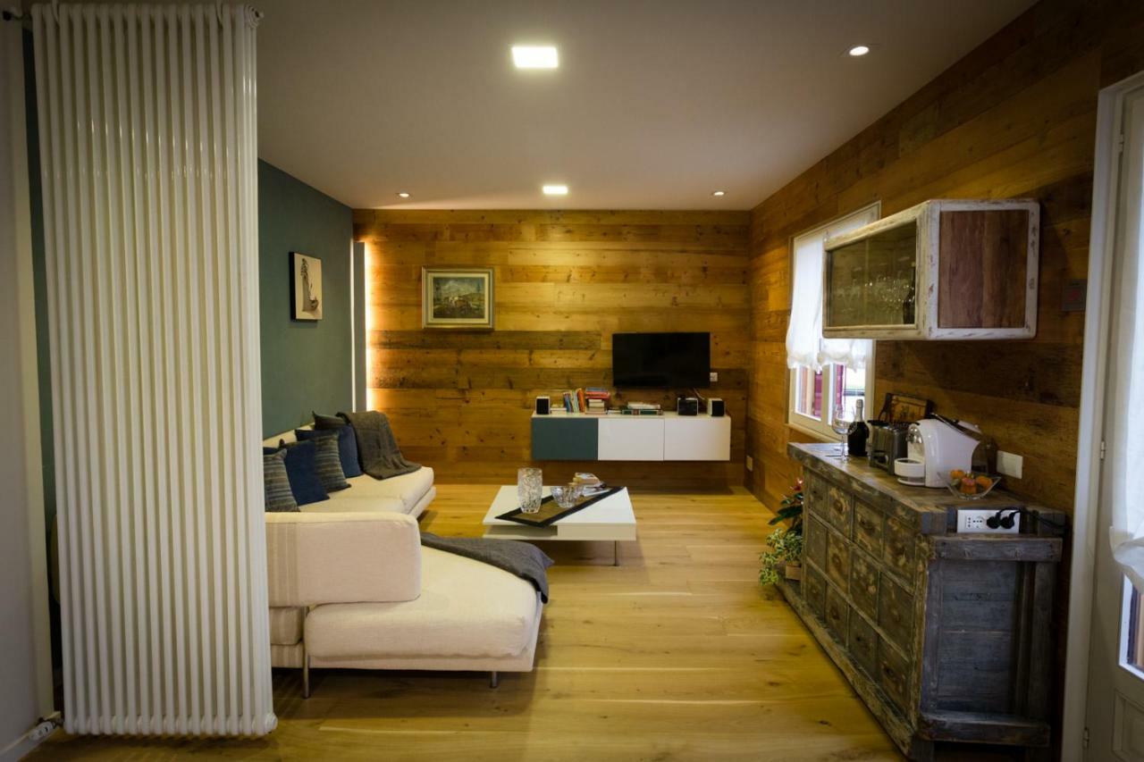 Kia Ora Suite Apartment San Zenone Bagian luar foto