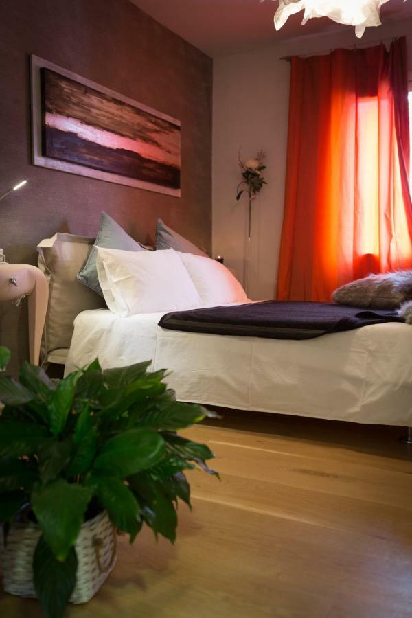 Kia Ora Suite Apartment San Zenone Bagian luar foto