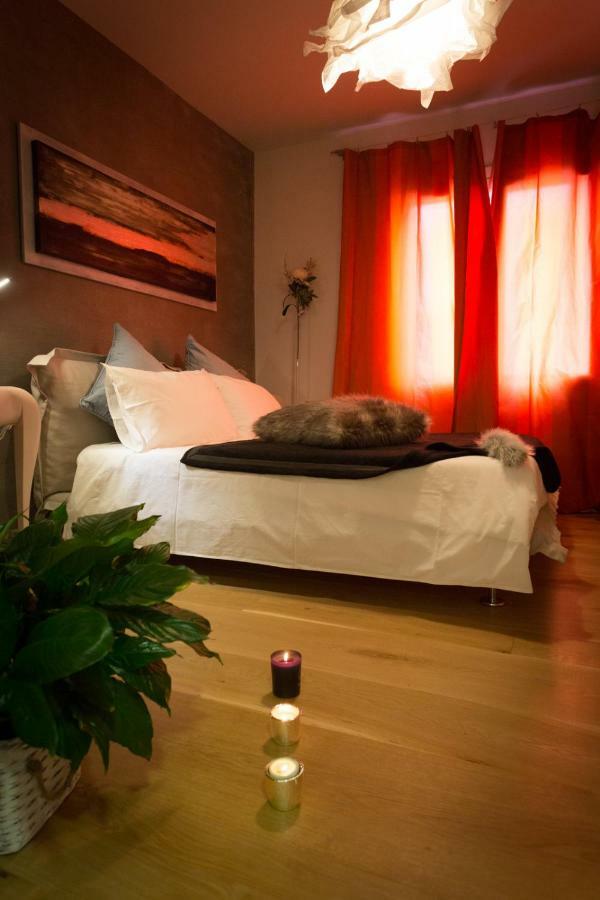Kia Ora Suite Apartment San Zenone Bagian luar foto